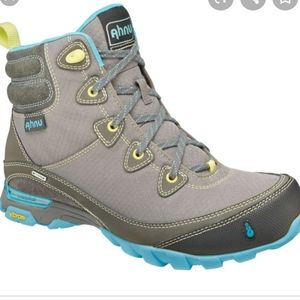 Ahnu teva sugarpine hiking boots